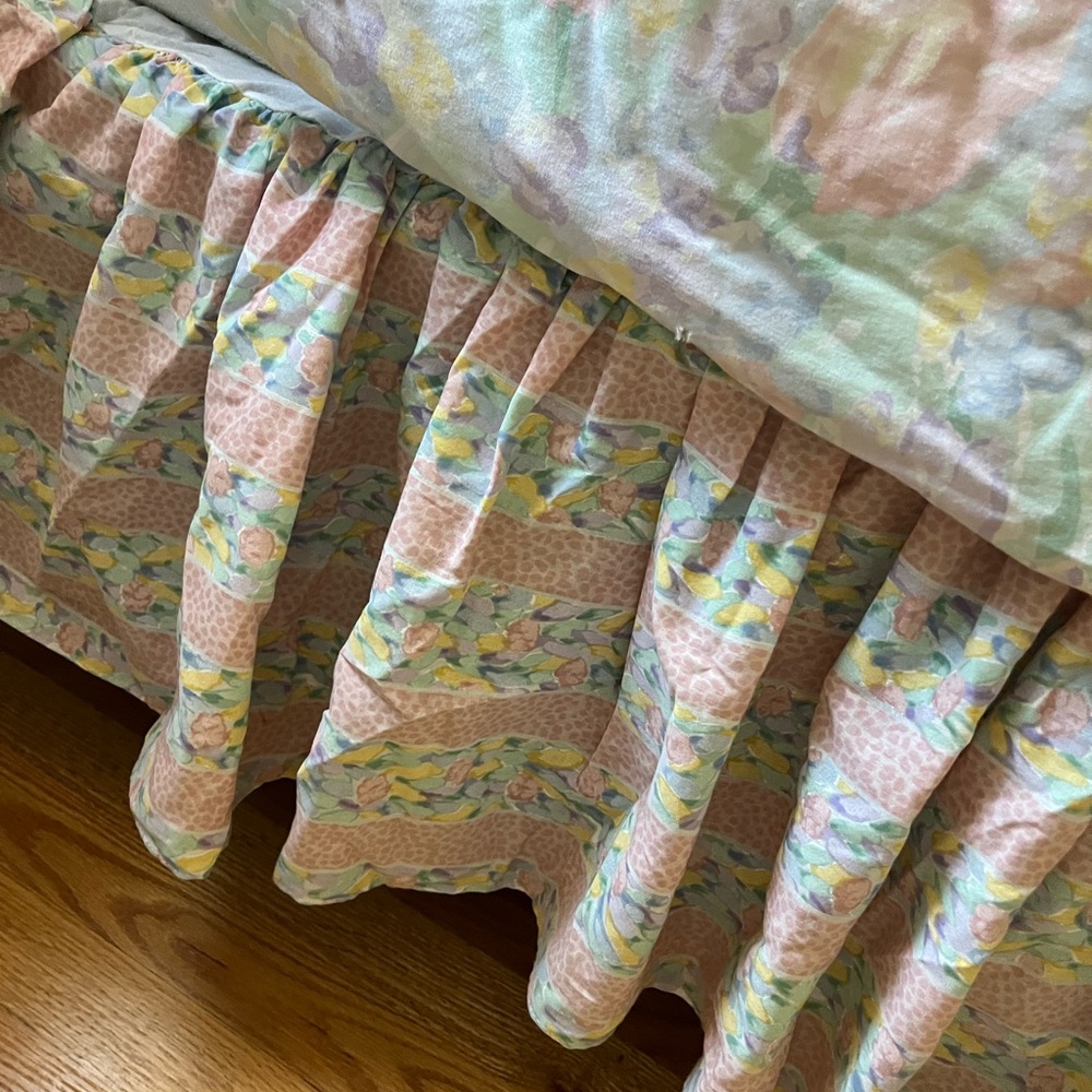🌻4-piece full size comforter set - Picture 8 of 16